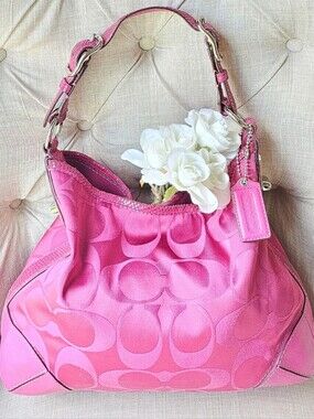 Coach Peyton Signature Sateen Shoulder Bag ( Pink / Fuchsia )